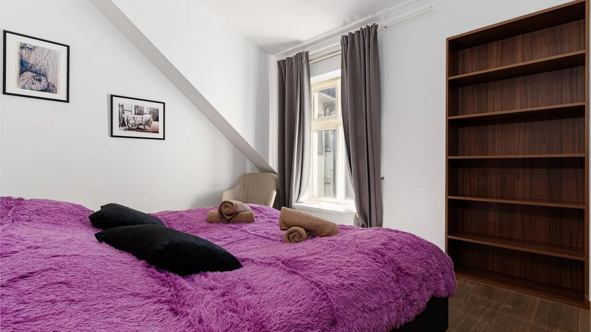 Deluxe Rabbit Suite Praag Appartement